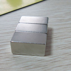 N52 Super Strong Permanent Rectangle Neodymium Magnets