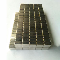 N52 Super Strong Permanent Rectangle Neodymium Magnets