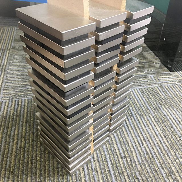 Custom Industrial Neodymium Super Strong N52 NdFeB Wholesale Large Magnets for Sale Round Block Magnet 