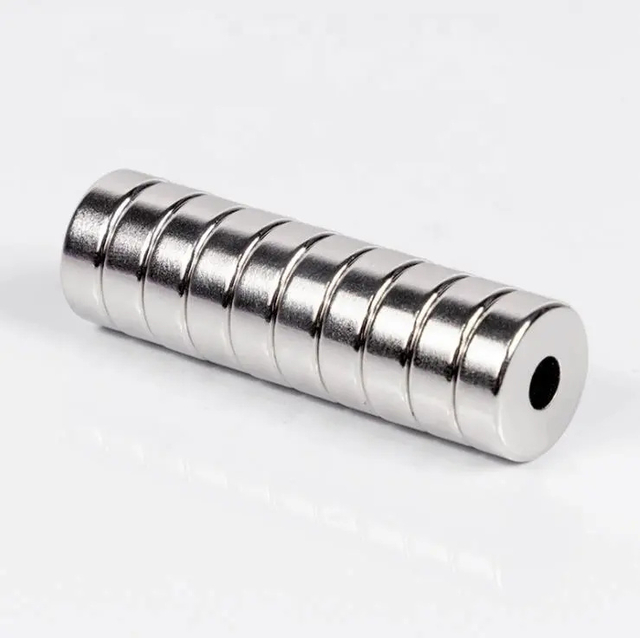 Factory Manufacturing ndfeb neodymium super strong rare earth round magnet with hole countersunk