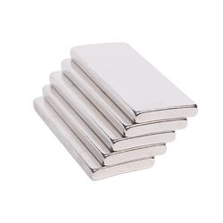 N52 Manufacturer Custom Ndfeb Powerful Block Magnet Strong Radial Magnetic Magnet Tile Arc Sintered Neodymium Magnet