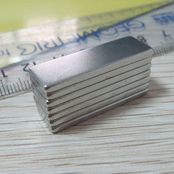 N52 Super Strong Permanent Rectangle Neodymium Magnets