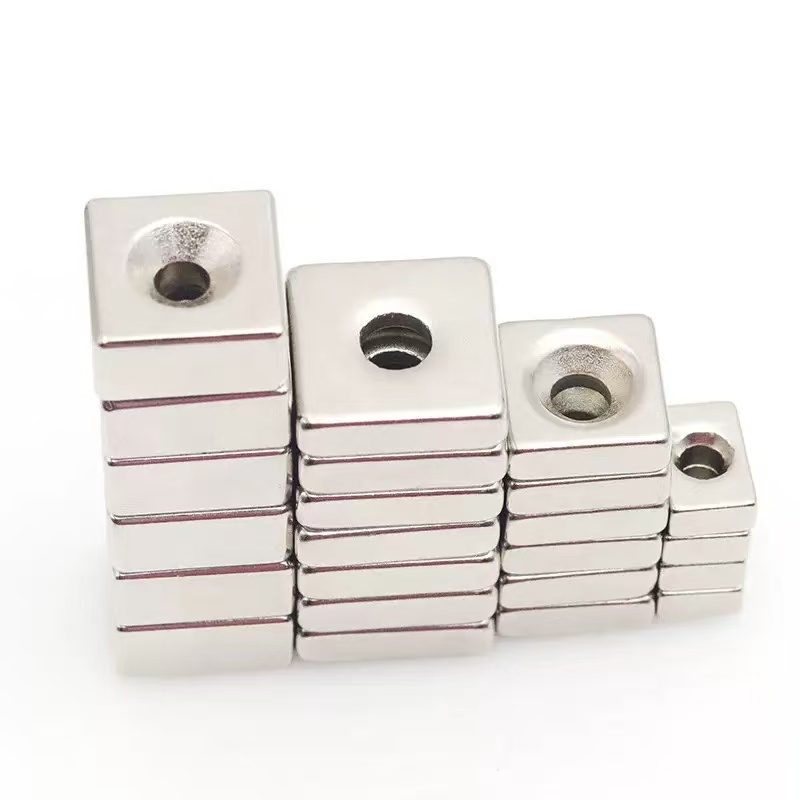 Custom N28 N38 N35 N40 N42 N52 Any Size of Square Countersunk Hole Neodymium Magnet Strong Permanent NdFeB Block Magnet for Fixing 