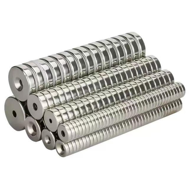 Custom Strong N52 Neodymium Ring Magnets Countersunk Hole Permanent Round Disc Magnets For Industrial Holding Mounting Fishing