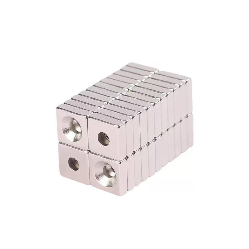 Custom N28 N38 N35 N40 N42 N52 Any Size of Square Countersunk Hole Neodymium Magnet Strong Permanent NdFeB Block Magnet for Fixing 