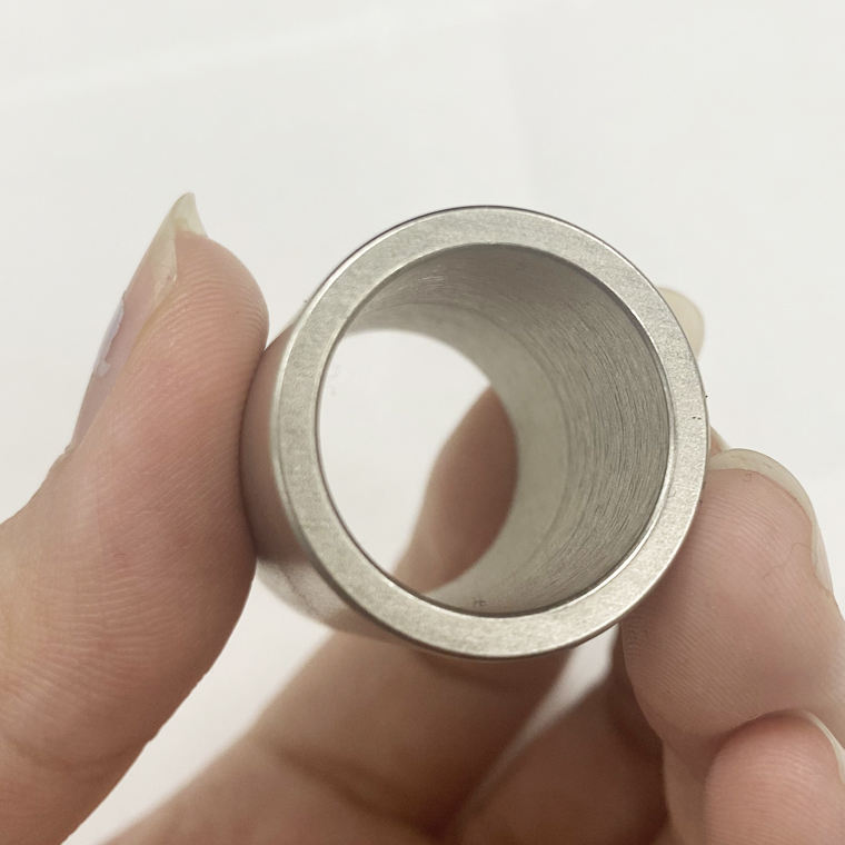 Grand Aimant Annulaire Neodyme N35 N42 N38m Multipolaire Radial Pour Accouplement Magnetique Et Rotor Pompe Ring Magnet